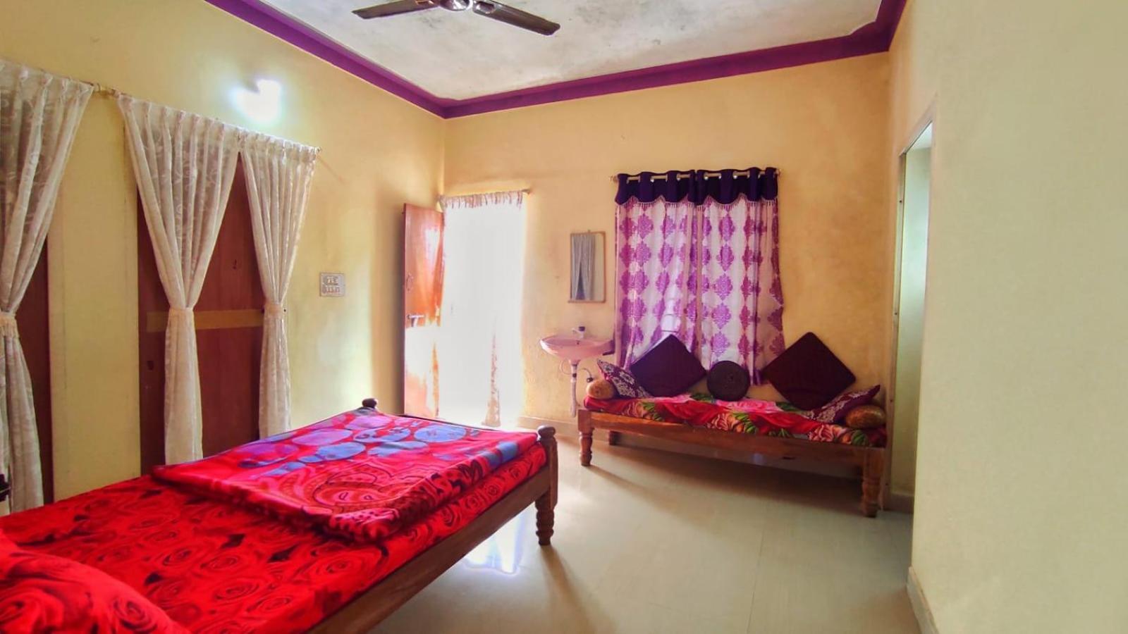 Royal Palm Homestay マディケーリ エクステリア 写真
